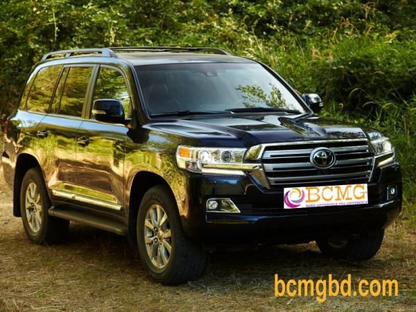 2016 ToyotaLandCruiser hourly car rent in Dhaka