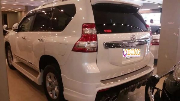 Luxurious Car Rent in Dhaka
