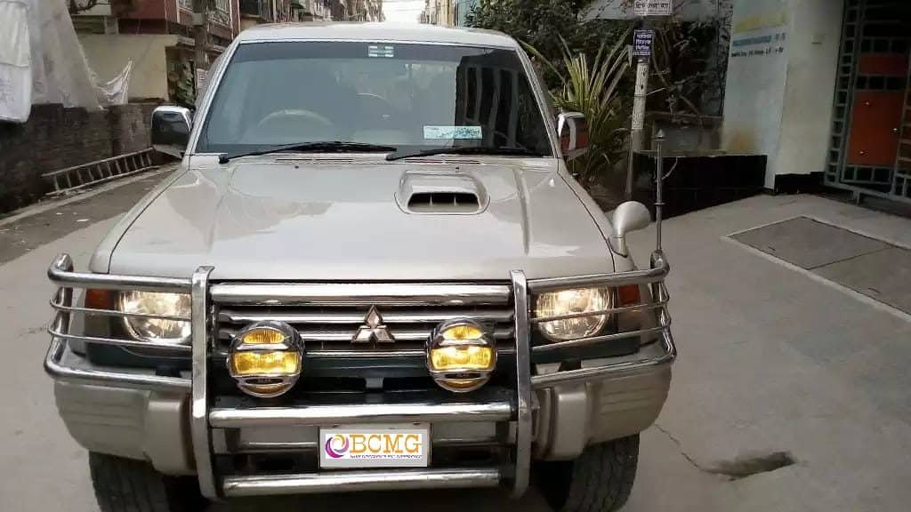 SUV Monthly Car Rental Service in Bangladesh