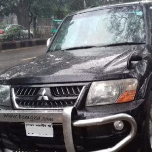 MITSUBISHI GRANDIS 2009 Luxury Car Rental Dhaka,Bangladesh