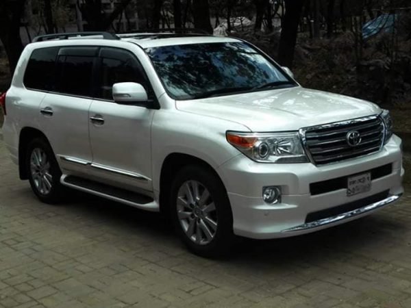 Toyota Land Cruiser Prado rental service in bangladesh