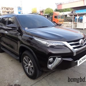 TOYOTA SUV hourly car rent in Dhaka