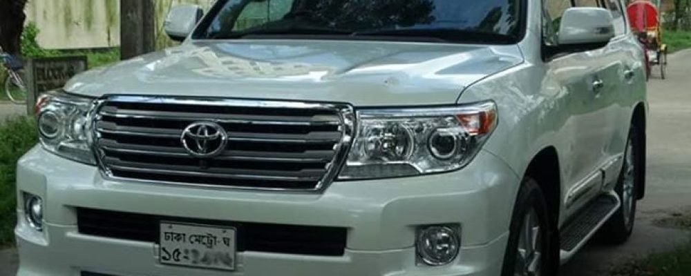 Toyota Land Cruiser Prado rental service in dhaka SUV Rental service in Shahjahanpur Dhaka Bangladesh